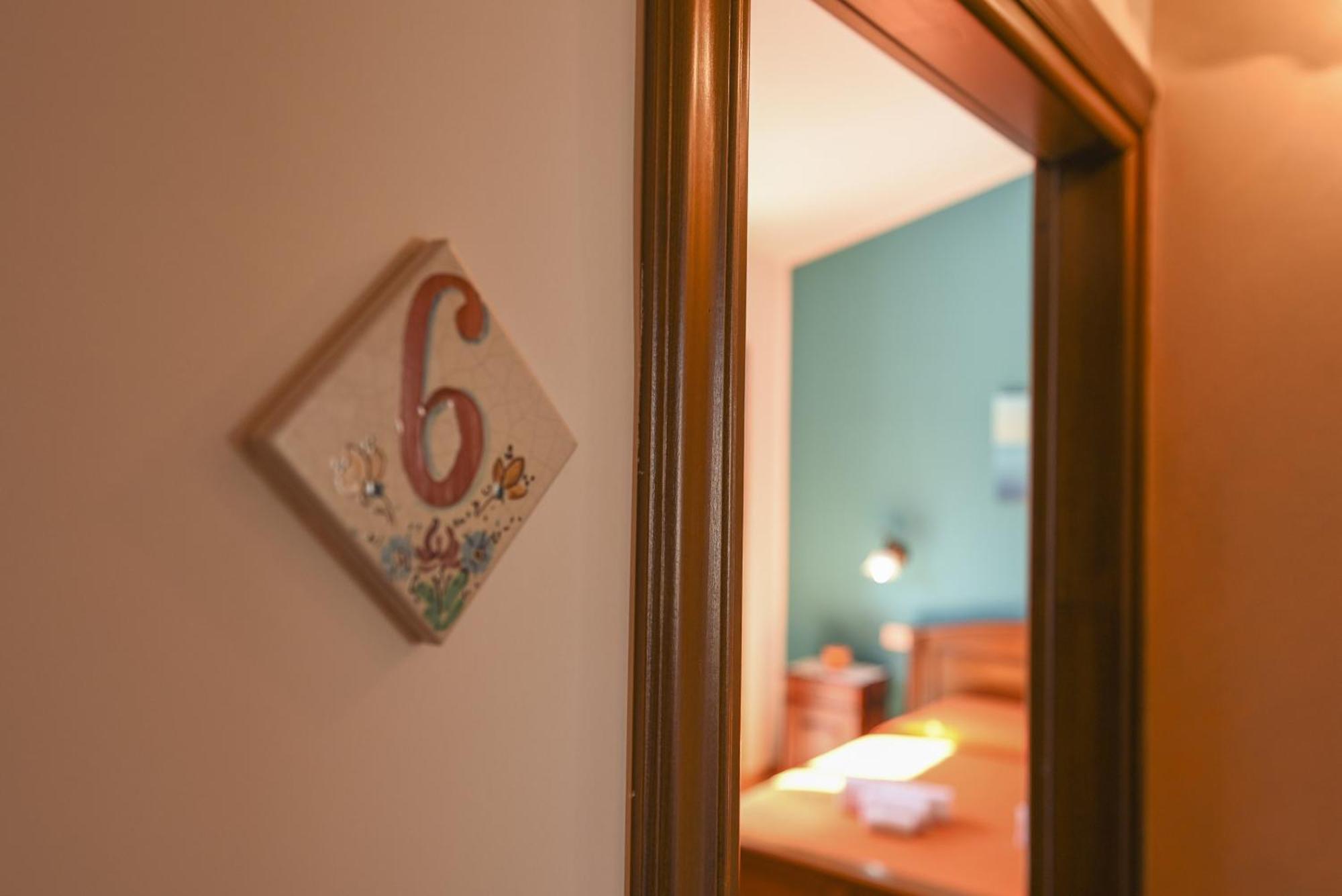 Aurora Castelluzzo Bed & Breakfast Room photo
