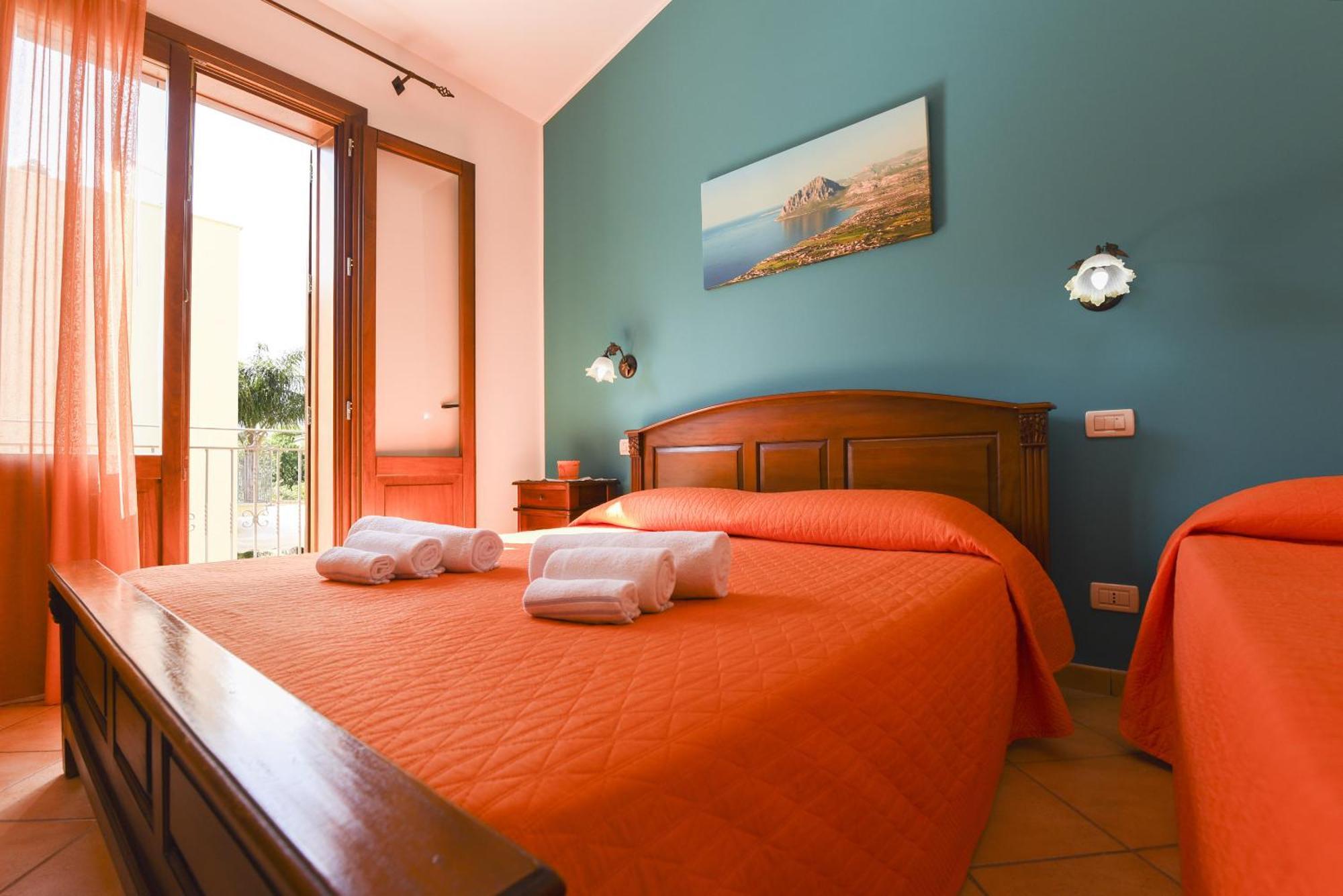 Aurora Castelluzzo Bed & Breakfast Room photo