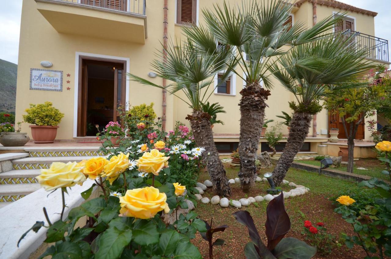 Aurora Castelluzzo Bed & Breakfast Exterior photo